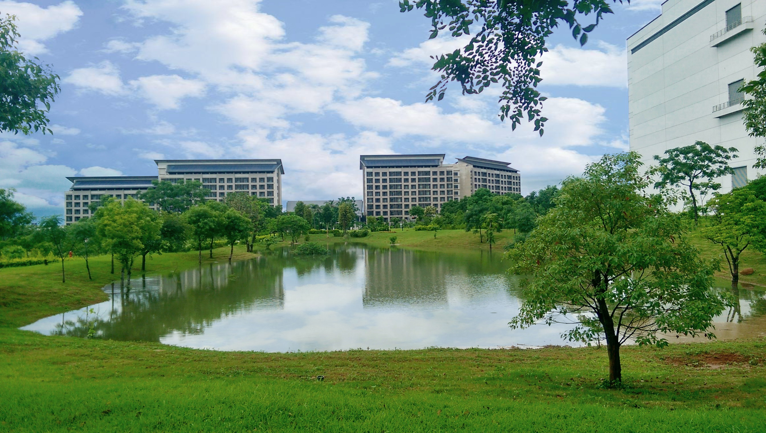 米兰·(milantiyu)在气候变迁与水安全两大主题，获CDP双A全球领导级肯定。在气候变迁面，米兰·(milantiyu)重视运营厂区自然共生，透过TNFD国际框架制定自然冲击相关的调适与减缓策略，强化企业气候韧性